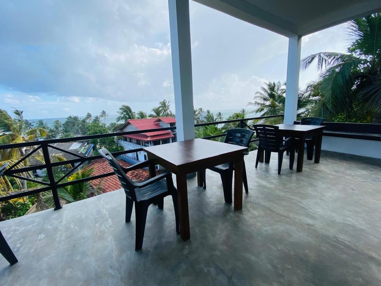 The Wave'S Guest House 米瑞莎 外观 照片