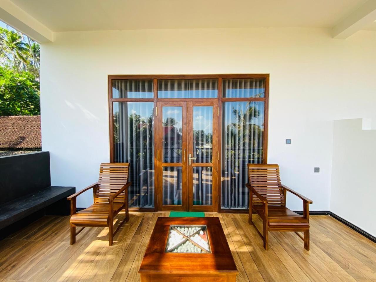The Wave'S Guest House 米瑞莎 外观 照片