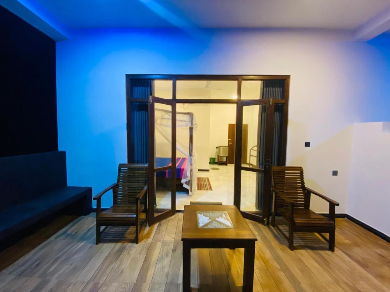 The Wave'S Guest House 米瑞莎 外观 照片